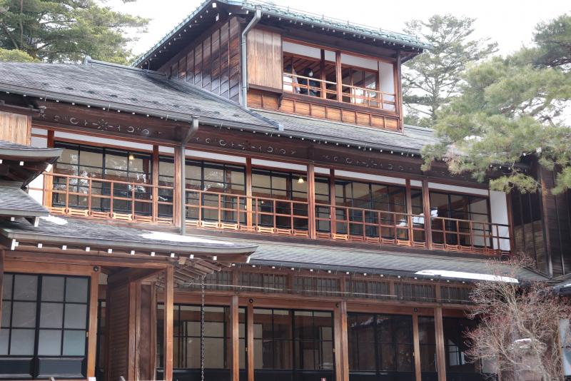 三階御展望室外観