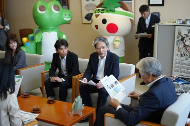6月18日 ワニー参事官_03