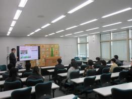 記者会見室