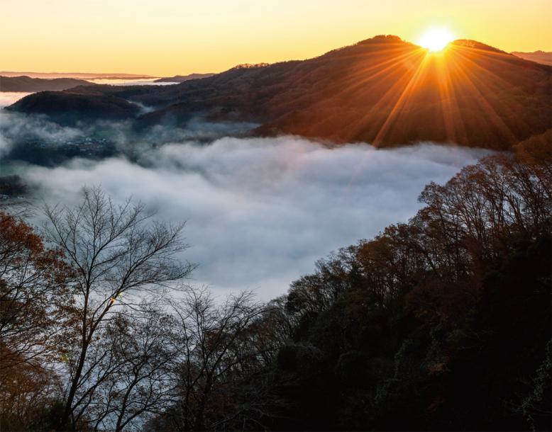 金子秀夫さん撮影「鎌倉山の眺望」茂木町