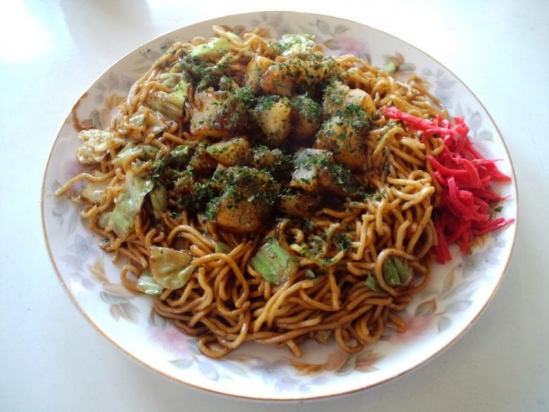 じゃがいも入り焼きそば・ポテト入り焼きそば様1