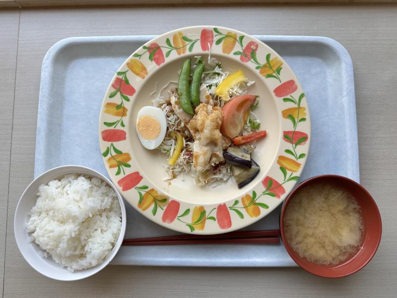 ごちそうサラダ