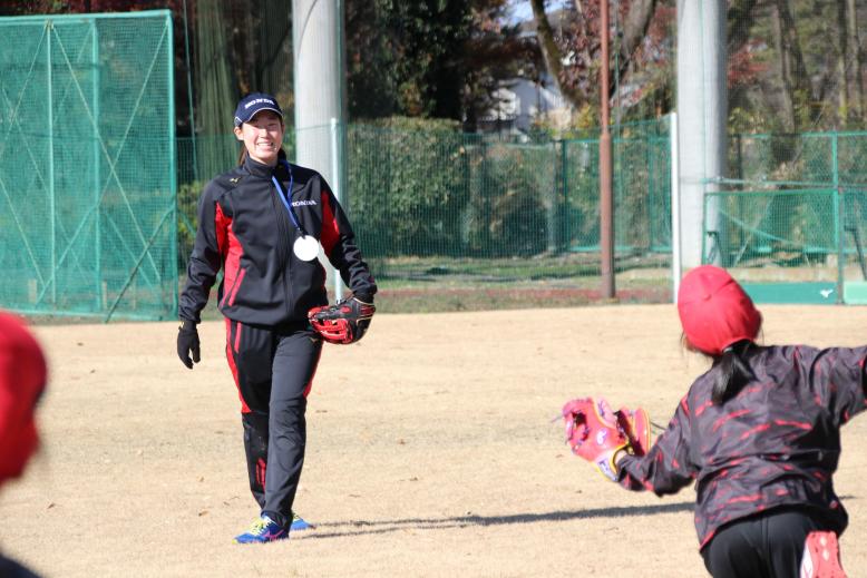 241214ホンダ_ソフトボールスクール写真