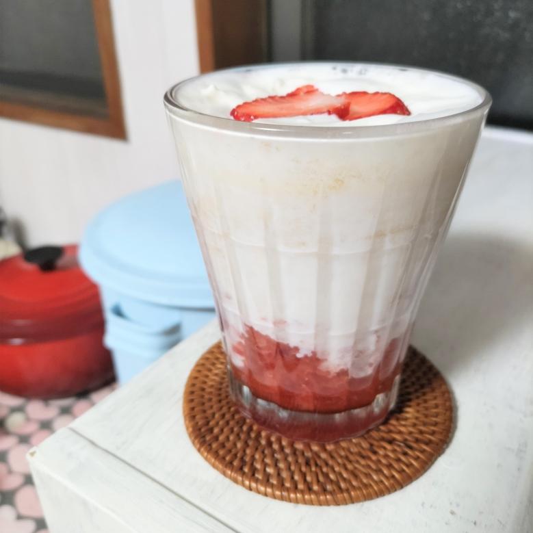 いちごホットミルク（美土里農園）