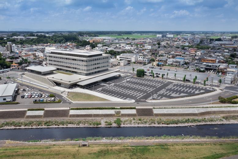 真岡市庁舎1