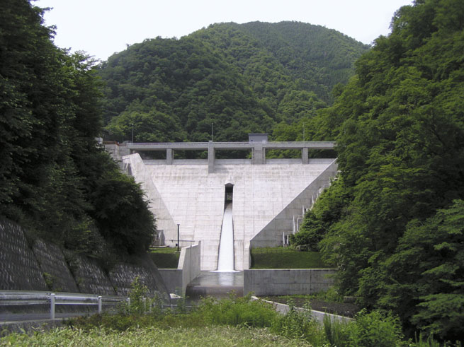 三河沢ダムの写真