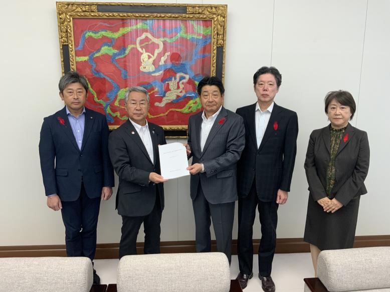 正副議長・全委員