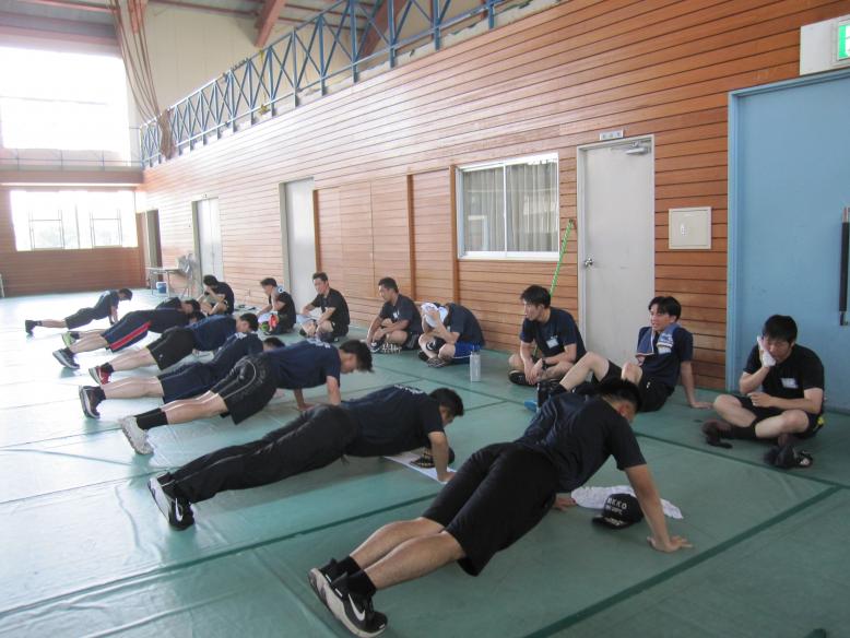 腕立て伏せ